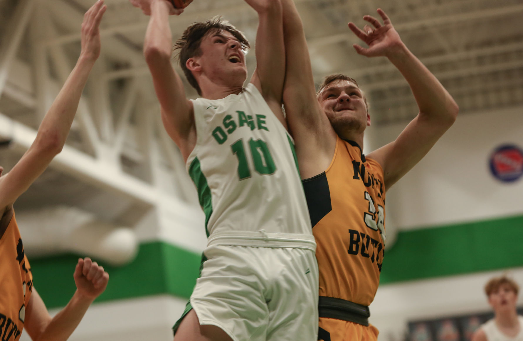 Osage boys basketball vs North Butler - Knudsen